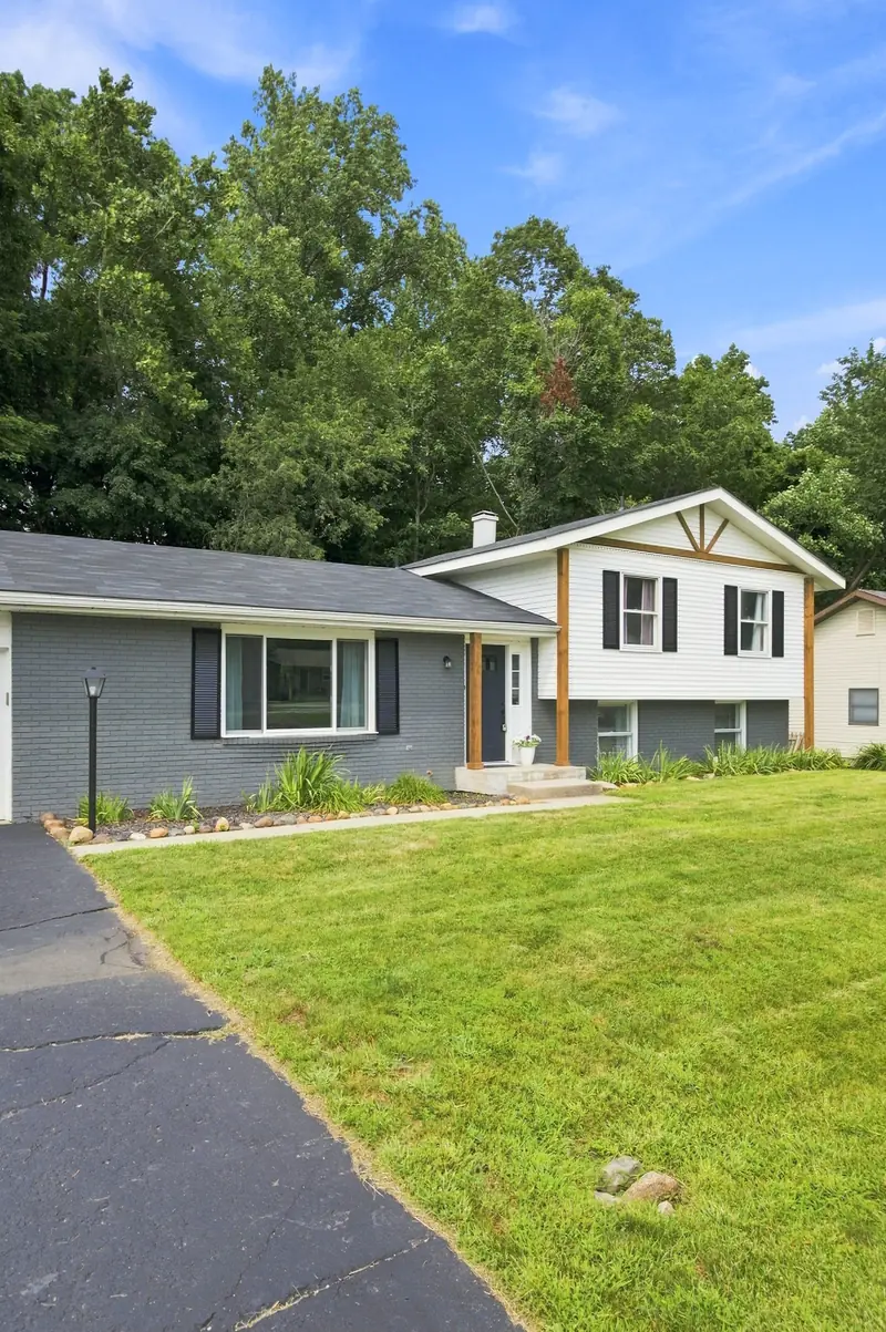Home at 100 Foxwood Ct, Lafayette, IN 47905