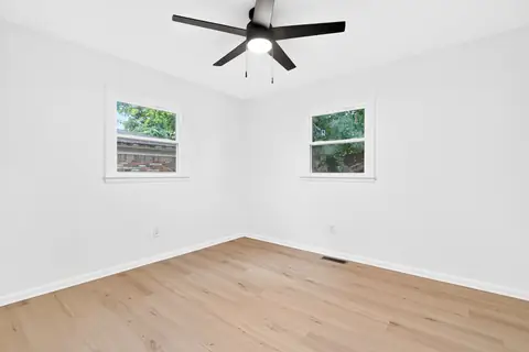 Photo 22 of 2815 Yellowwood Ct, Columbus, IN 47203
