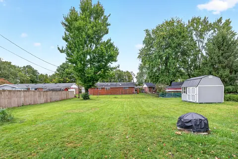 Photo 38 of 2815 Yellowwood Ct, Columbus, IN 47203